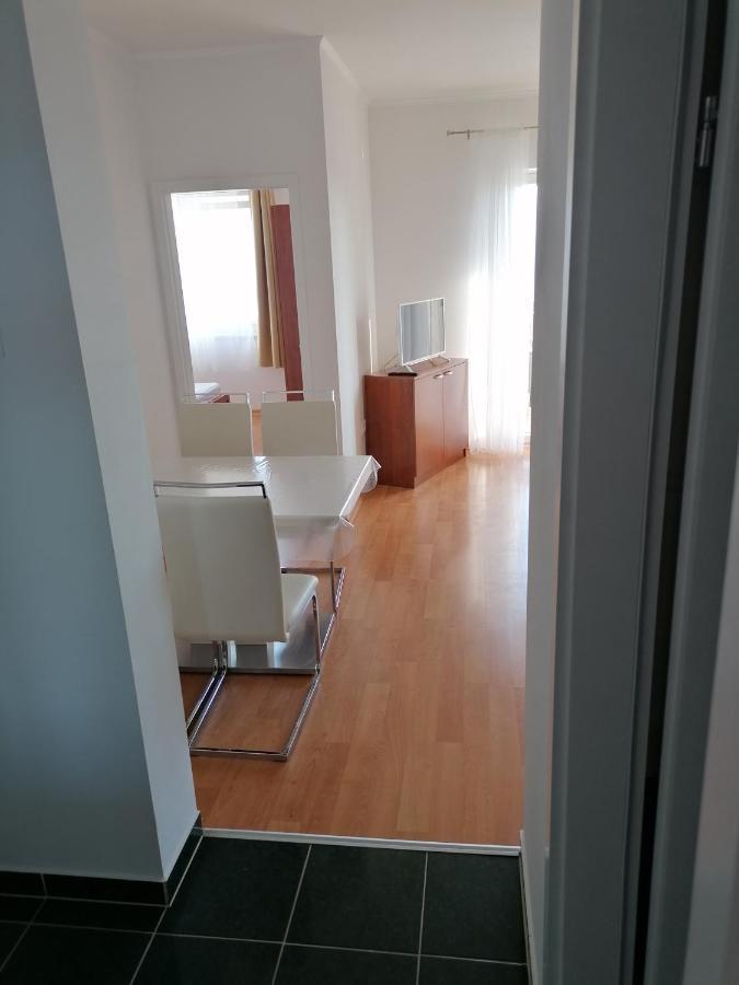 Apartments Dinko Дуче Экстерьер фото