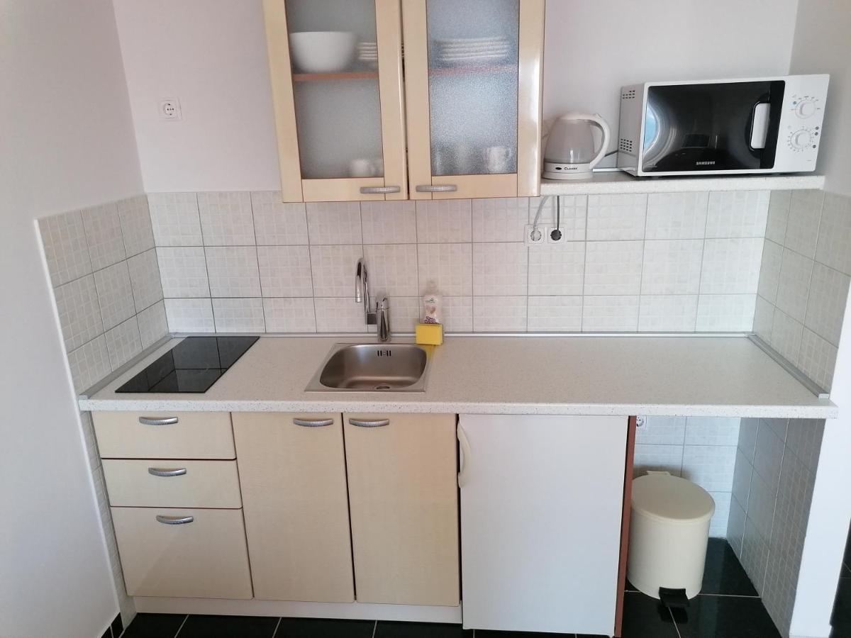 Apartments Dinko Дуче Экстерьер фото