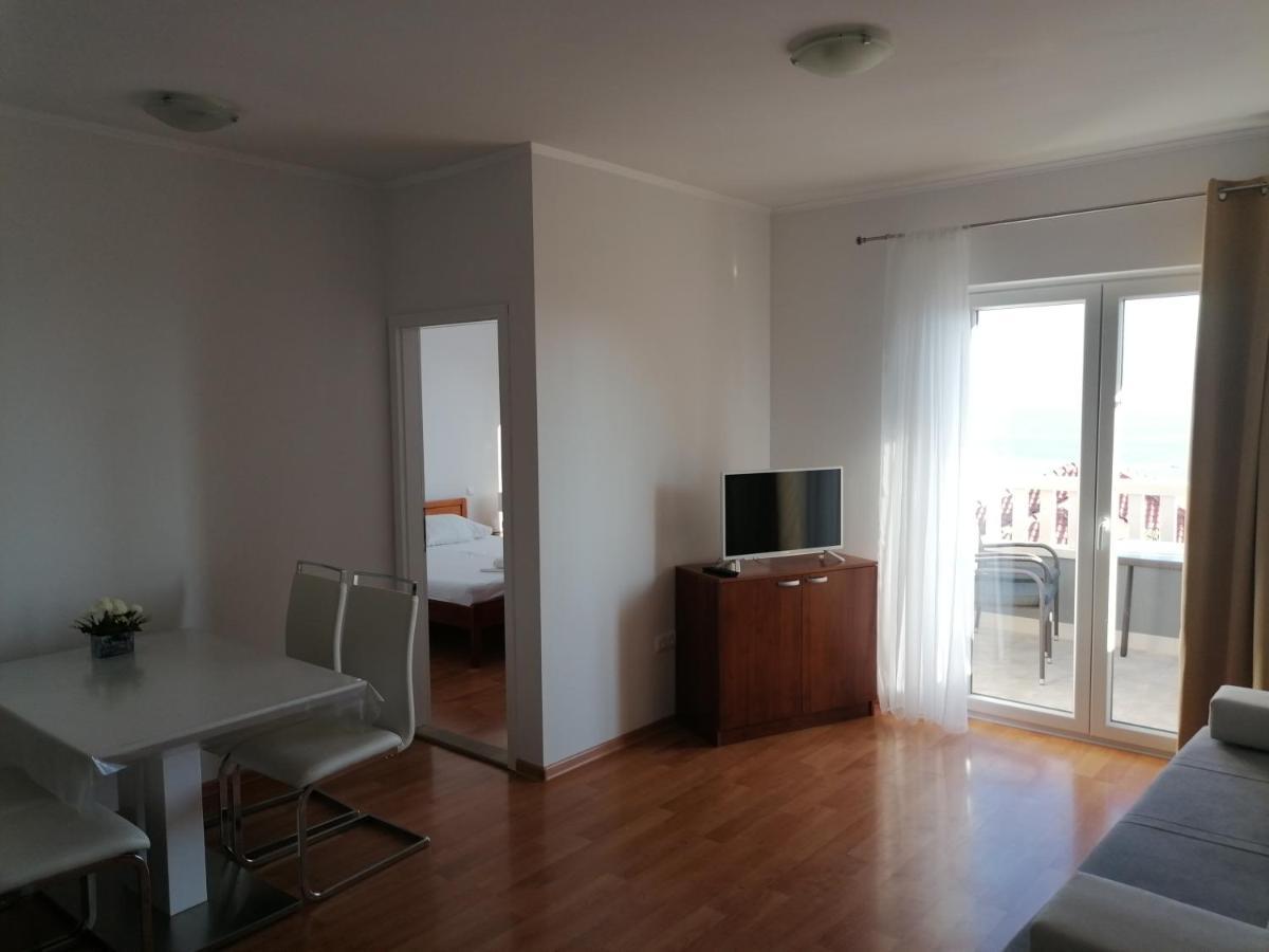 Apartments Dinko Дуче Экстерьер фото