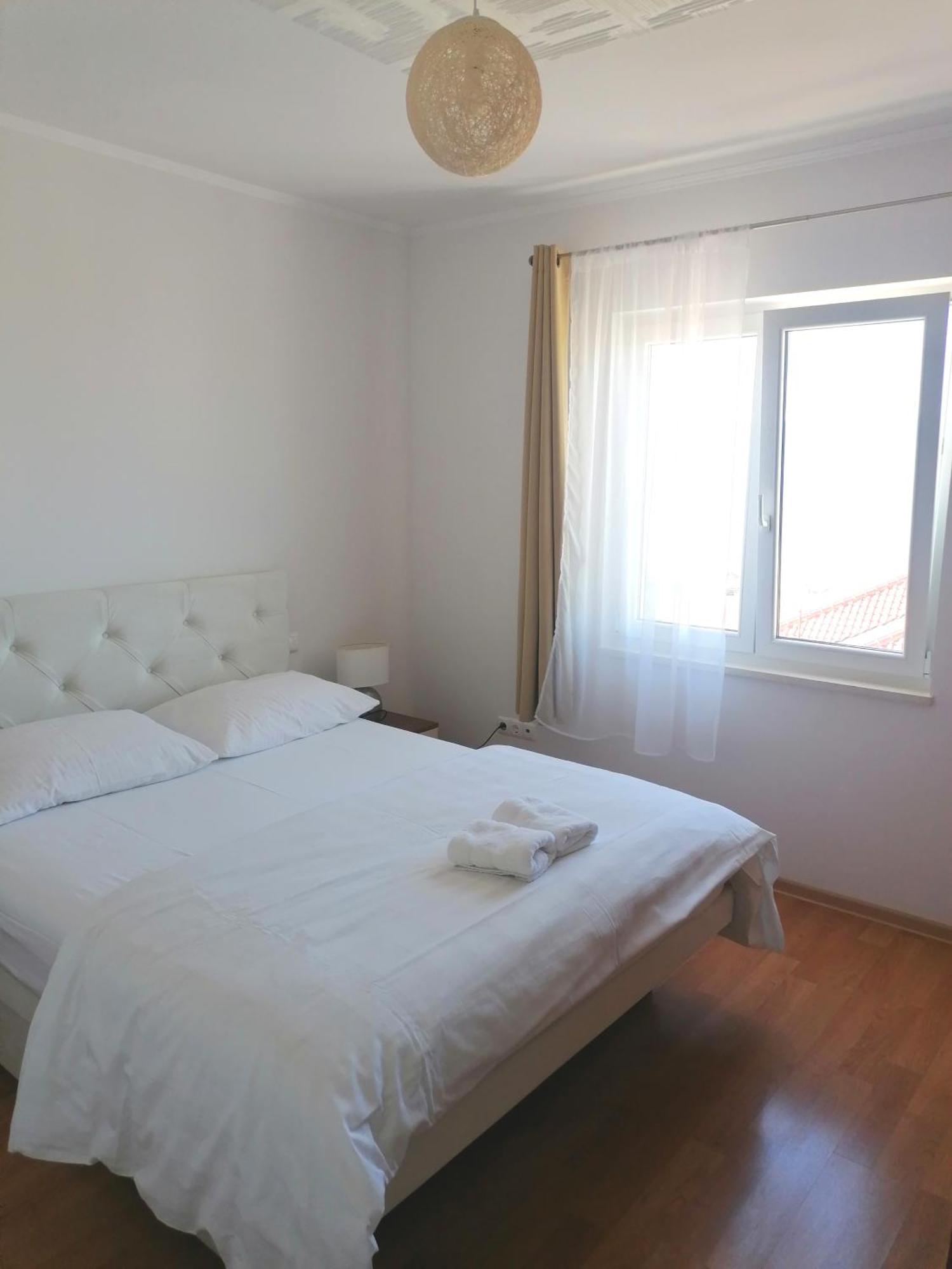 Apartments Dinko Дуче Экстерьер фото