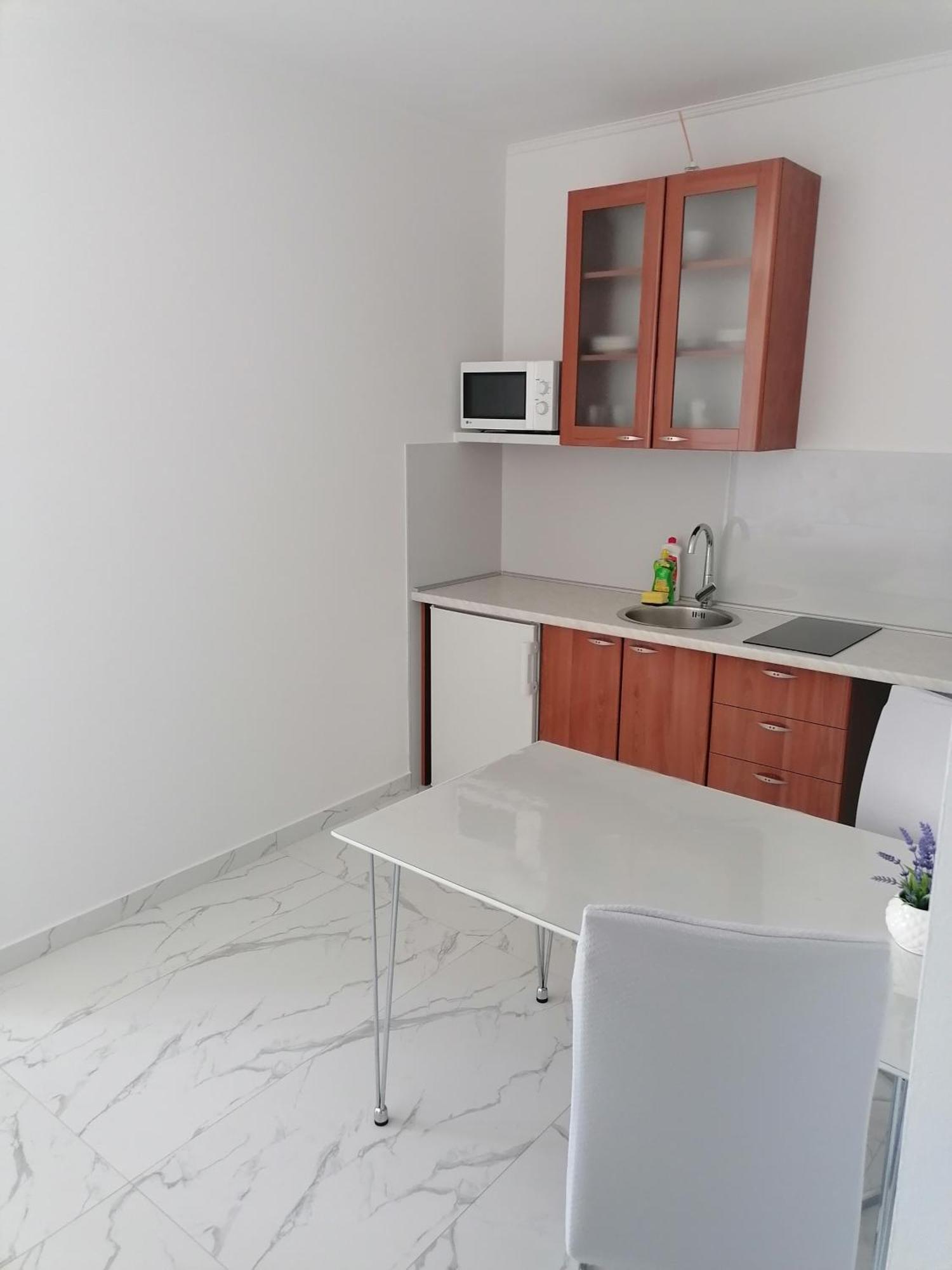 Apartments Dinko Дуче Экстерьер фото