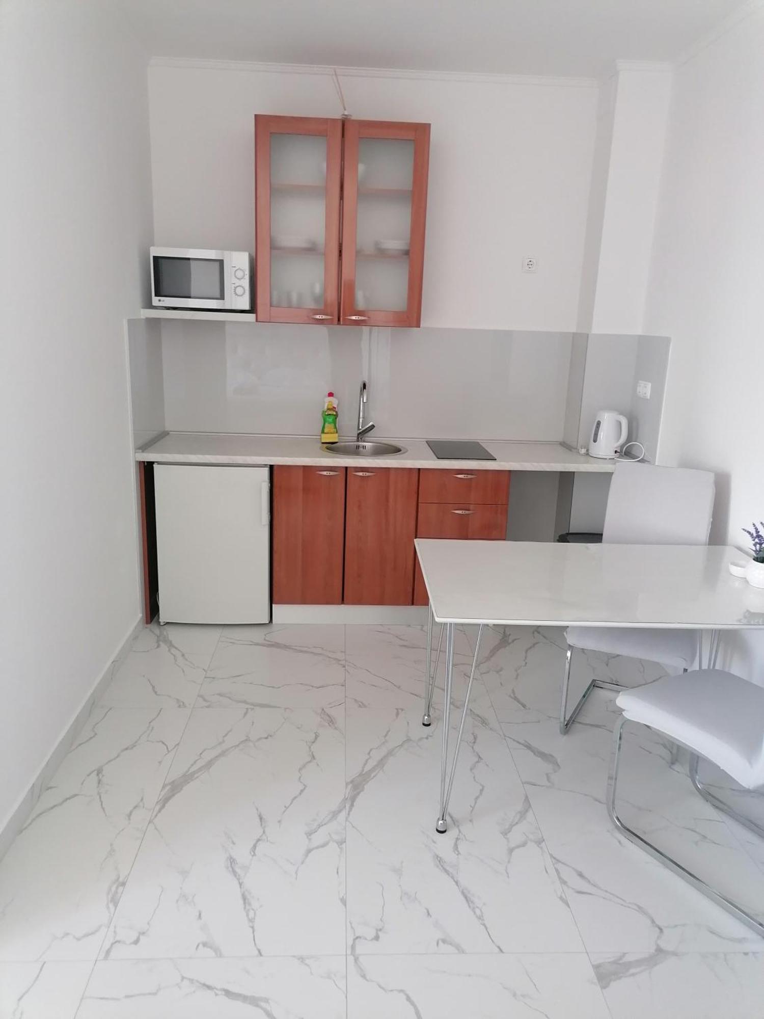 Apartments Dinko Дуче Экстерьер фото