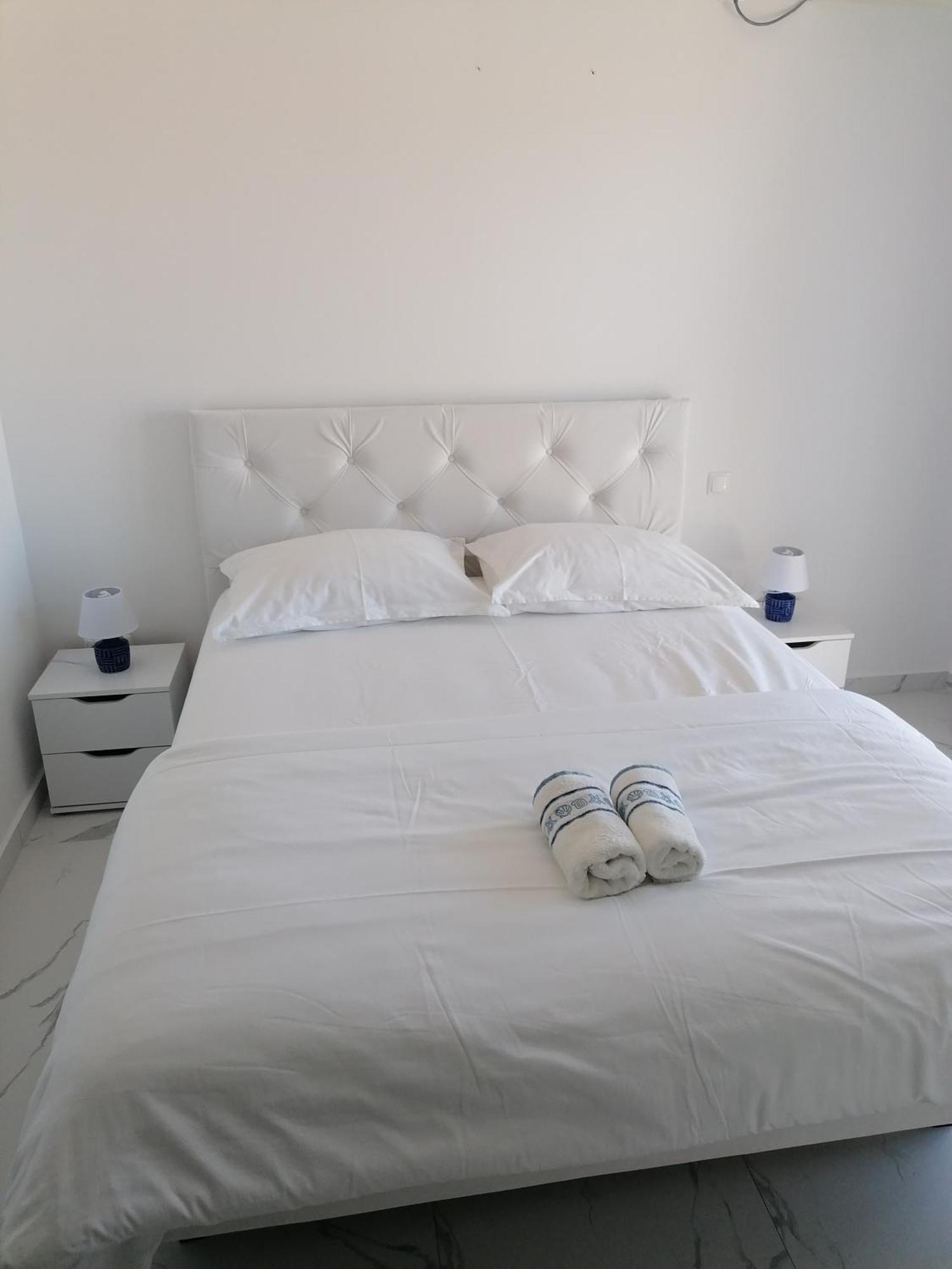 Apartments Dinko Дуче Экстерьер фото